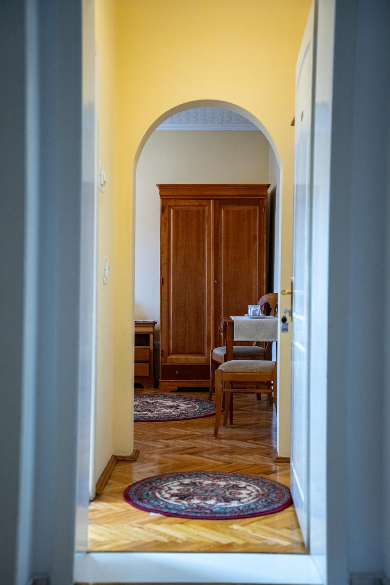 Lilla Panzio Ξενοδοχείο Odorheiu Secuiesc Εξωτερικό φωτογραφία